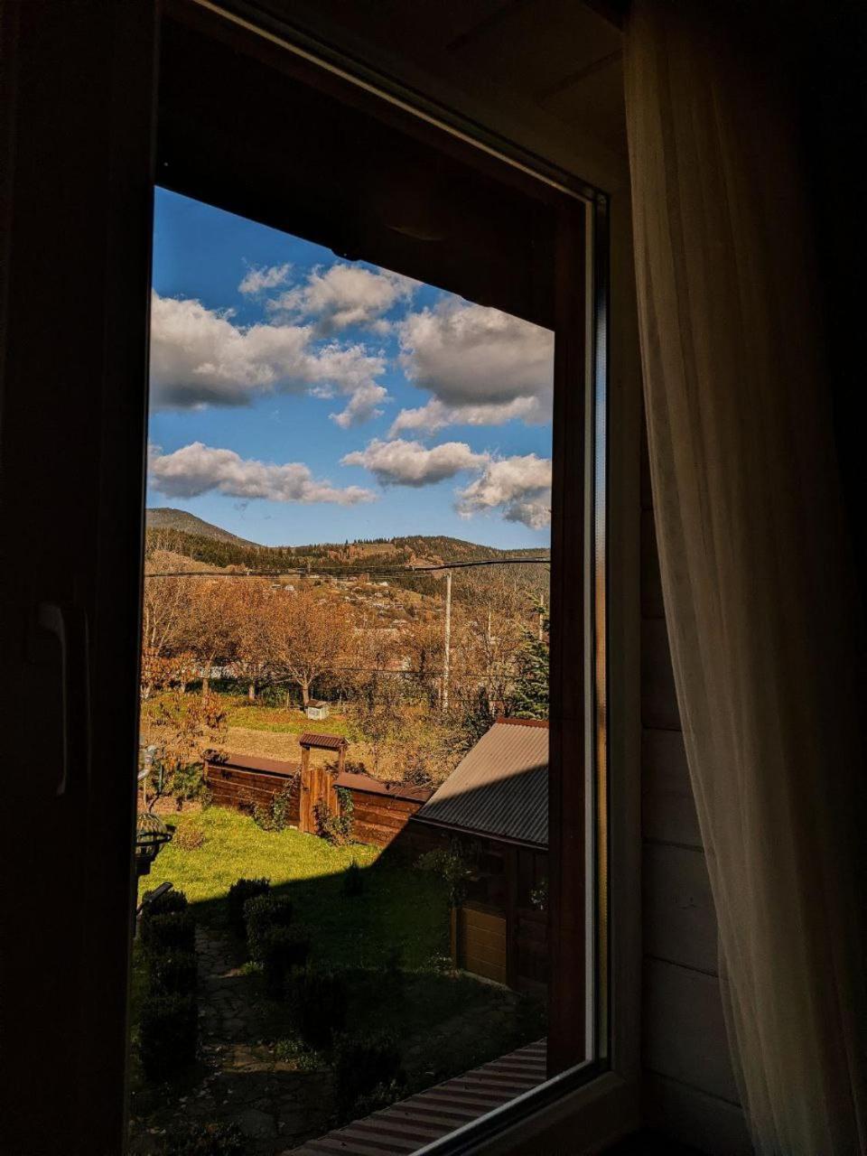 Krokus House Verkhovyna Eksteriør billede